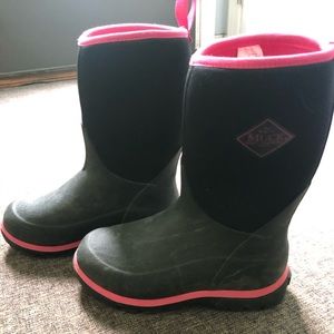 Kids Element Muck Boots, size 13